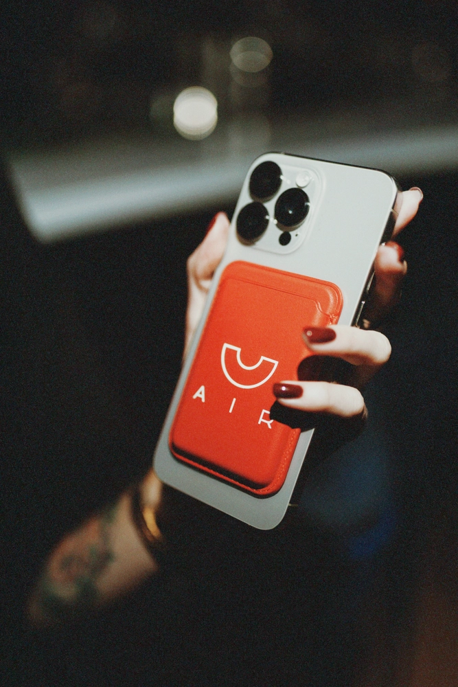 Кардхолдер AIR